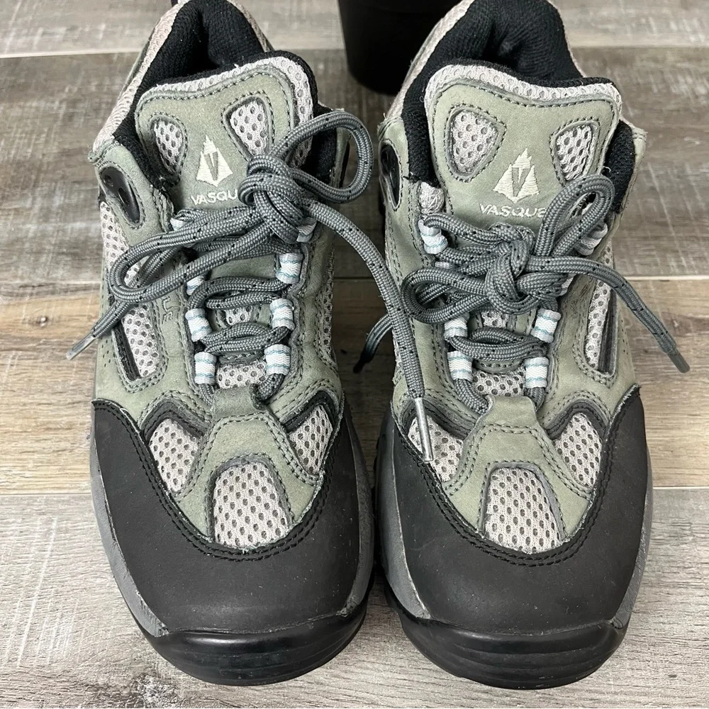 Vasque Olive Leather Nylon Low Top Hiking Shoe. Size 7